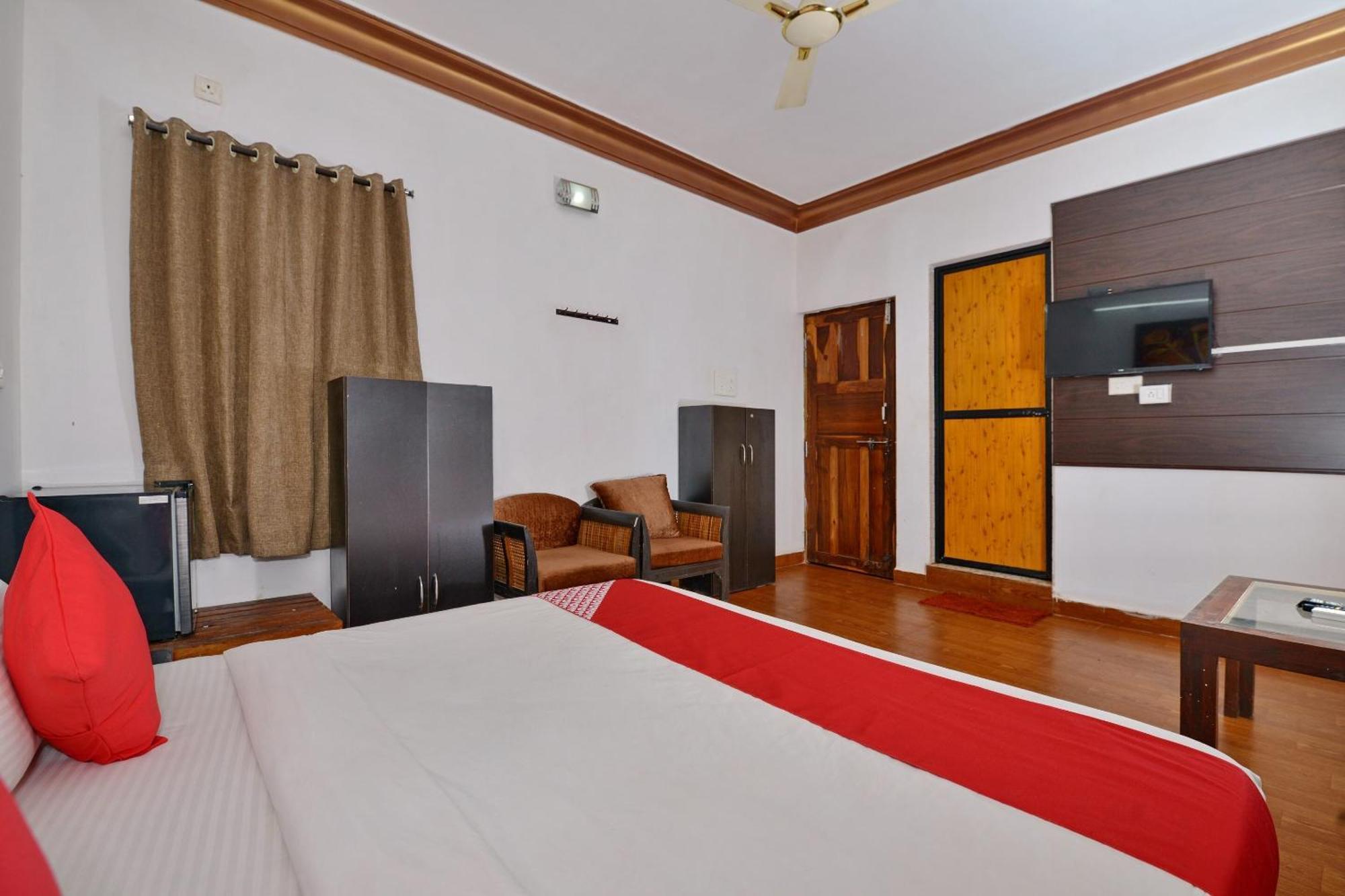 Collection O Retreat Morjim Resort מראה חיצוני תמונה