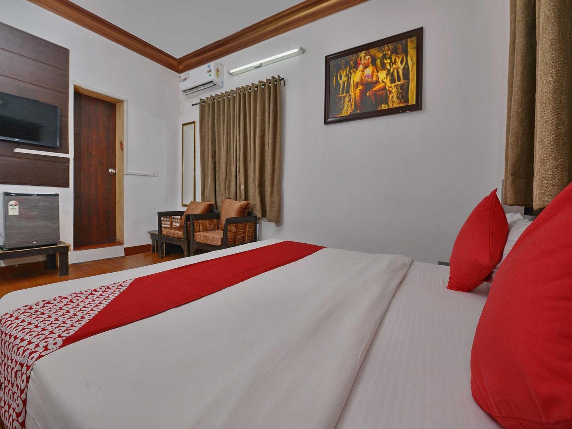 Collection O Retreat Morjim Resort מראה חיצוני תמונה