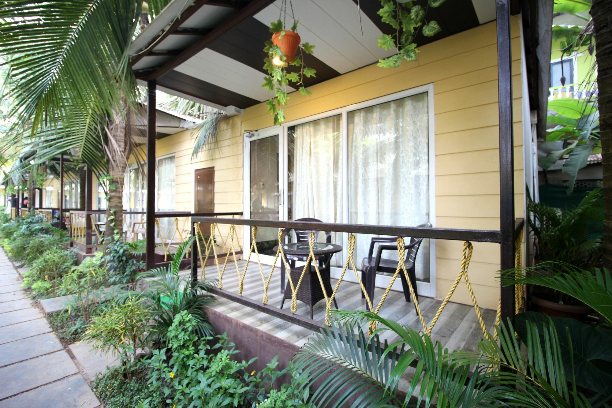 Collection O Retreat Morjim Resort מראה חיצוני תמונה